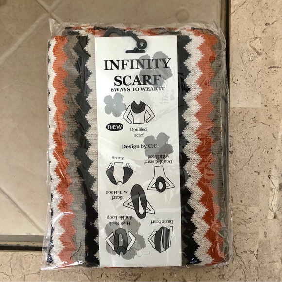 🏷️CHEVRON INFINITY SCARF - Picture 3 of 5